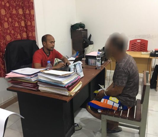 Pemeriksaan Terhadap Tersangka Sehubungan Dengan Kasus TP. Penipuan Dan Atau Penggelapan Yang Berinisial AK Dengan Nomor Polisi : LP/10/II/2020/Sek. Pasangkayu, Tgl 23/02/20