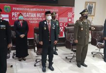 Waka Polres Pasangkayu Ikuti Upacara Virtual Di Ruangan Rapat Bupati Pasangkayu.