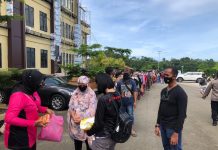 Bhayangkari Daerah Sulbar salurkan sembako kepada Pengungsi