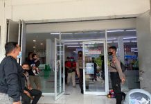 Pusat perbelanjaan kembali dibuka, Polisi amankan sejumlah toko