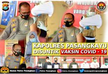 Kapolres Pasangkayu AKBP Leo H.Siagian S.I.K, M.Sc Melakukan Vaksinasi Covid-19 bersama Forum Pimpinan Daerah (Forkopimda) Kab.Pasangkayu dan Perwakilan Tokoh Masyarakat dan Pemuda di Lantai Bawah Kantor Bupati Pasangkayu.