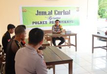 Jumat Curhat, Wakapolres Pasangkayu Dengar Langsung Curhatan Warga.
