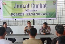 Wakapolres Pasangkayu Pimpin Jumat Curhat Bersama Warga dan Tokoh Masyarakat