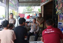 Jumat Curhat Polres Pasangkayu, Waka Polres Mendengarkan Keluhan dan Usulan Warga.