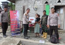Peduli Stunting, Polres Pasangkayu Salurkan Bantuan Dalam Rangka Hari Bhayangkara ke-77
