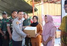 Wakapolres Pasangkayu Saksikan Penyerahan Kunci RTLH dari Dandim Pasangkayu kepada Warga