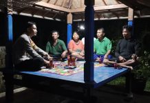 Menjaga Keamanan dan Ketertiban Warga, Bhabinkamtibmas Sambang dan Patroli ke Desa Binaannya