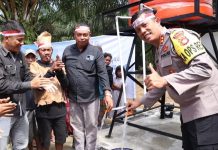 Peduli Lingkungan, Polres Pasangkayu Beri Bantuan Pembuatan Sumur Bor Dan Pompa Air Kepada Warga Desa Kalibamba.