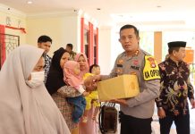 Polres Pasangkayu Beserta Polsek Jajaran Mengikuti Launching aplikasi Sicenting Siamasei Secara Virtual sekaligus Pemberian Paket Sembako.