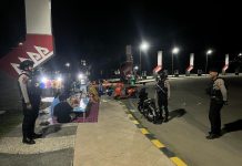 Hadir Ditengah Masyarakat, Sat Samapta Polres Pasangkayu, Laksanakan Patroli Malam