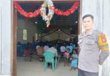 Pastikan Jamaat Gereja Nyaman dan Aman Berinadah, Polres Pasangkayu Laksanakan Pengamanan