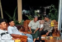 Jangan Mudah Terprovokasi,, Bhabinkamtibmas Polsek Bambalamotu Ajak Tokoh Masyarakat Ciptakan Pemilu Damai