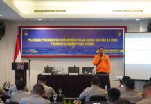 Buka Pelatihan Selam Dasar dan SAR, Dir Polairud Polda Sulbar : Jangan Over Confident di Laut