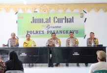 Pimpin Jumat Curhat : Kapolres Pasangkayu Dengar Keluhan Masyarakat.