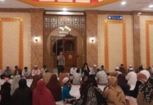 Acara Peringatan Isra Mi’raj, Bhabinkamtibmas Polsek Bambalamotu Sampaikan Himbauan Kamtibmas