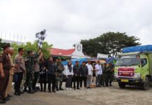 Pastikan Aman, Kabid Propam Polda Sulbar Didampingi Kapolres Pasangkayu Bersama Unsur Forkopimda Melepas Distribusi Logistik Pemilu 2024