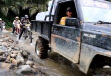 Kapolres Pasangkayu Kawal Logistik Pemilu, Ke Daerah Terpencil Tapal Batas Desa Pakava.
