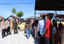 Pamatwil Polda Sulbar Pantau Pengamanan Tahap Pemunggutan Suara di TPS wilayah Pasangkayu
