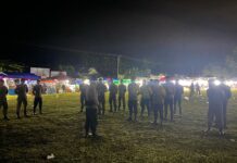 Personel Polres Pasangkayu Melaksanakan Pengamanan Penutupan MTQ Ke-X Tingkat Kabupaten.