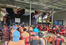 Bhabinkamtibmas Polsek Bambalamotu Lakukan Sosialisasi Stunting Dan Dampak Pernikahan Dini Kepada Para Siswa SMA 1 Bambalamotu.