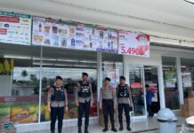 Amankan Wilayah Hukumnya, Sat Samapta Polres Pasangkayu Patroli Dialogis Beri Himbau Kamtibmas Pada Masyarakat