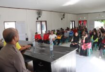 Lebih Dekat Dengan Masyarakat, Kapolres Pasangkayu Gelar Jumat Curhat