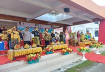 Wakili Kapolres Pasangkayu, Kasat Binmas Hadiri Upacara Peringatan Hari Pendidikan Nasional.