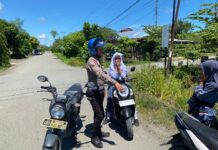 Satlantas Polres Pasangkayu Beri Tindakan ke Pengendara Yang Tidak Gunakan Helm