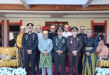 Wakili Kapolres Pasangkayu Kabag Ops Ikuti Upacara Peringatan Hari Lahir Pancasila di Halaman Kantor Bupati Pasangkayu