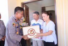 Sambut Hari Bhayangkara ke-78, Polres Pasangkayu Gelar Anjangsana kepada Warakawuri Sebagai Wujud Kepedulian Polri