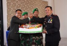 Kapolres Pasangkayu Dapat Surprise Dan Ucapan Selamat HUT Bhayangkara ke-78 Dari Dandim 1427/Pasangkayu.