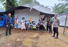 Personel Polres Pasangkayu Bersama Polsek Baras Laksanakan Pengamanan kegiatan Youth Day IV Sulbar Di Desa Karave