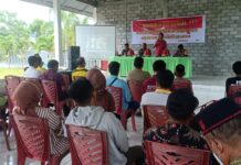 Kapolsek Bambalamotu Hadiri Giat Komunikasi Sosial Dalam Rangka Pilkada Damai Tahun 2024