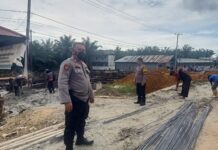 Ka Polsubsektor Tikke Raya Bersama Bhabinkamtibmas Polsek Pasangkayu Tinjau Bangunan Polsek Tikke Raya.