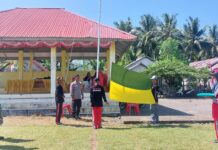 Bhabinkamtibmas Polsek Bambalamotu Memberikan Pendampinga Paskibraka Persiapan HUT RI KE-79