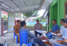 Tingkatkan Giat Sambang, Bhabinkamtibmas Polsek Bambalamotu Ajak Aparat Desa Jaga Kamtibmas Jelang Pilkada 2024