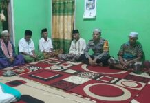 Bhabinkamtibmas Polsek Bambalamotu Sambangi Tomas dan Toga Himbau Menjaga Kamtibmas Jelang Pilkada