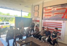 Patroli Dialogis, Satgas Preventif Polres Pasangkayu Pastikan Keamanan Kantor Bawaslu,