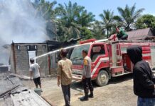 Polsek Sarudu Bergerak Cepat Datangi TKP Kebakaran Rumah Warga Di Duripoku