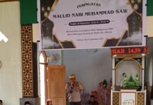 Kapolsek Bambalamotu Hadiri Peringatan Maulid Nabi Di Lingkungan Polemaju