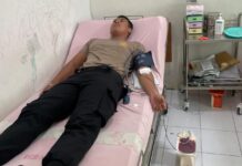 Salut, Warga Kekurangan Darah Pasca Operasi Personel Polres Pasangkayu Donorkan Darahnya.