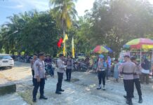 Personil OMP Polres Pasangkayu Laksanakan Pengamanan Kampanye Paslon Bupati/Wakil Bupati Pasangkayu Di Duripoku