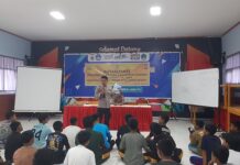 Polres Pasangkayu Sosialisasi Penerimaan Polri jalur Bakomsus Di SMK 1 Bambalamotu