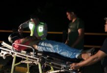 Gerak Cepat, Bhabinkamtibmas Polsek Bhambalamotu Mendatangi TKP Laka Tunggal