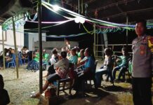 Bhabinkamtibmas Desa Kalola Laksanakan Pengamanan Rangkaian Ibadah Natal di Gereja