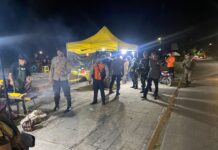 Jelang Nataru Personel Pos Pam Anjungan Pasangkayu Melaksanakan Patroli malam di Tempat-tempat Keramaian