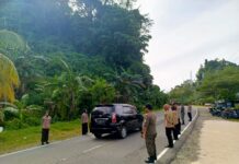 Anggota Pramuka Saka Bhayangkara Ikuti Giat Pengaturan Bersama Personel Ops PAM Salukaili Ops Lilin Marano 2024