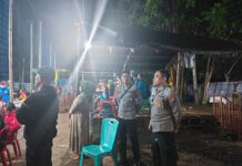 Bhabinkamtibmas Polsek Bambalamotu Amankan Laga Turnamen Volly Ball Kecamatan Sarjo.