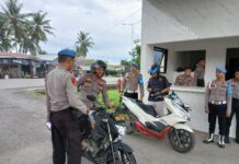 Dalam Rangka Ops Keselamatan, Si Propam Polres Pasangkayu Cek Kelengkapan Kendaraan Personel
