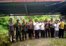 Wakili Kapolres Pasangkayu, Kasat Lantas Hadiri Giat Penaburan Benih Ikan Nila Oleh Pj.Gubernur Sulbar Di Sungai Kelurahan Martajaya